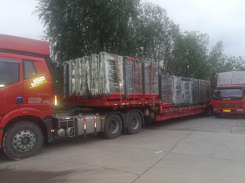 吉林通化路名牌燈箱100臺，第八車發(fā)貨！